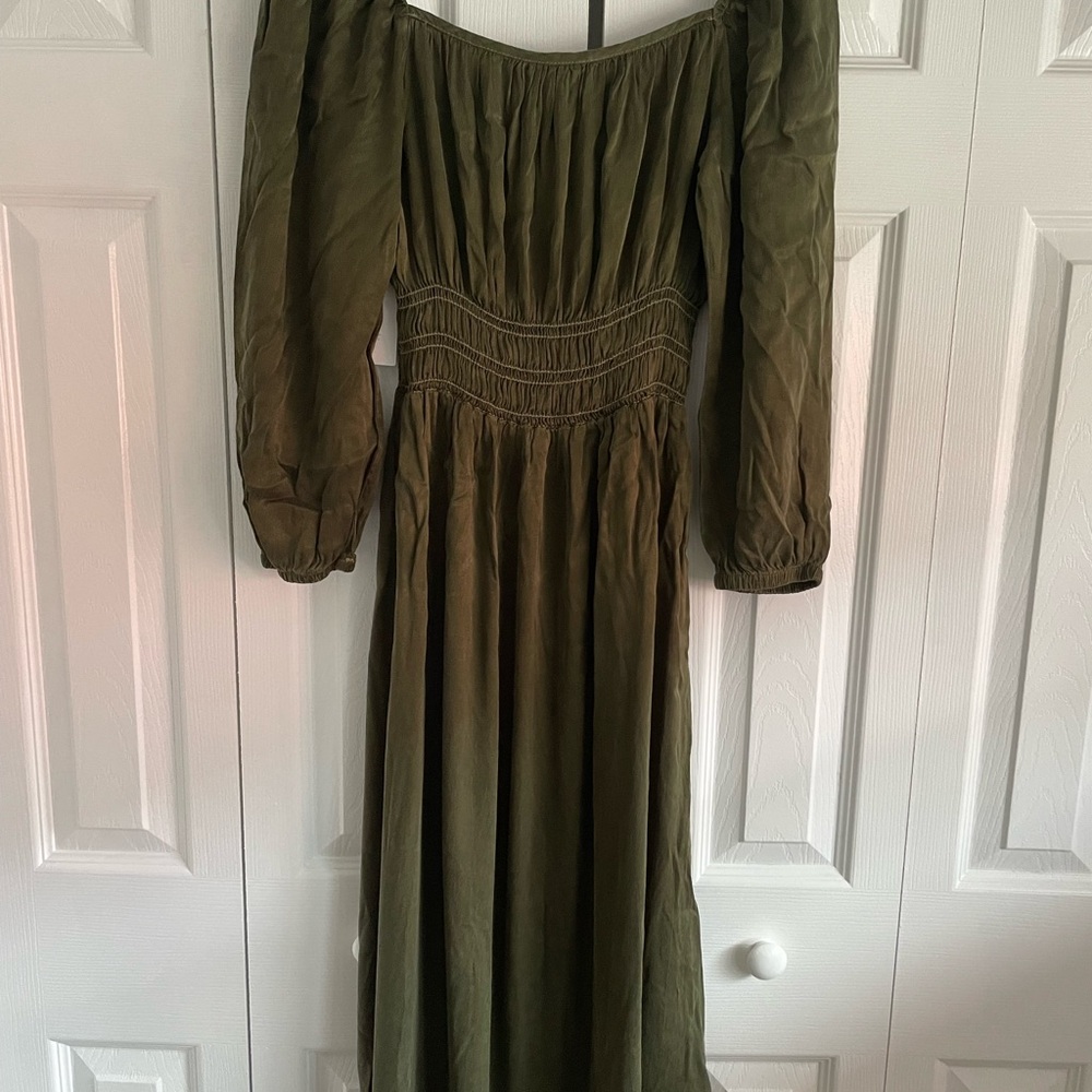 Bella Dahl army green dress